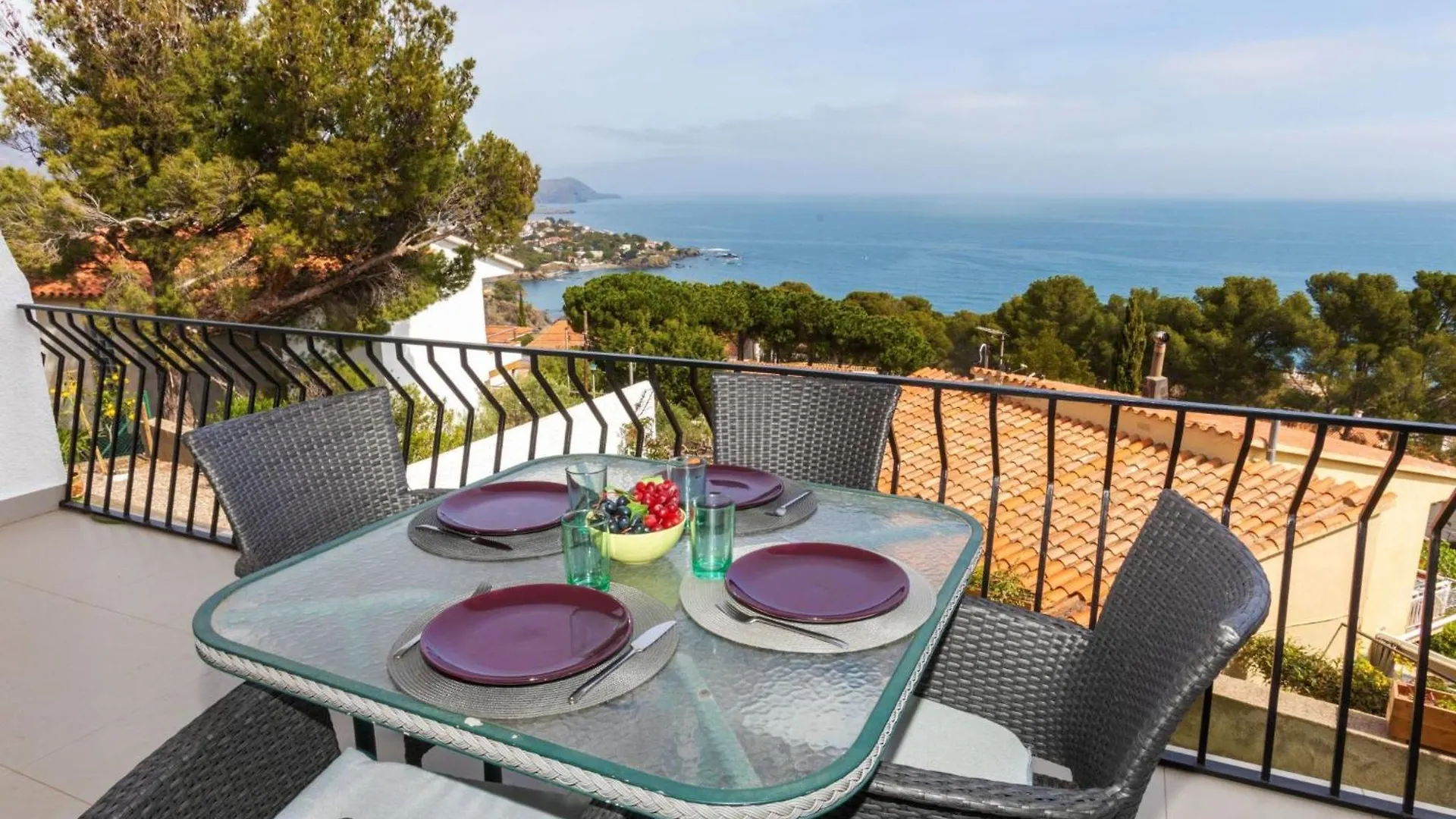 Apartment Pardal By Interhome Llança
